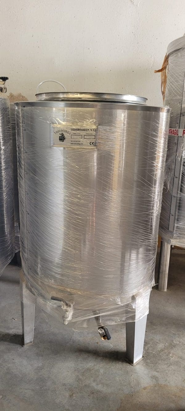 Depósito siempre lleno 500 L para vino o aceite