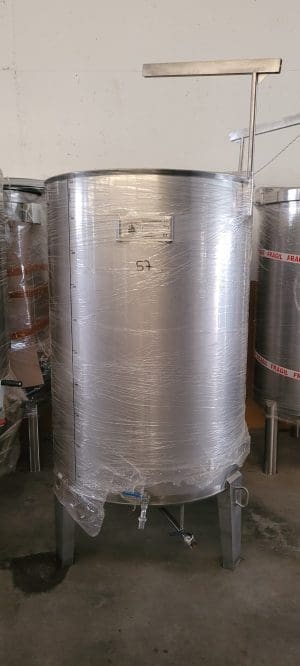 Depósito siempre lleno 1.000 L para vino o aceite